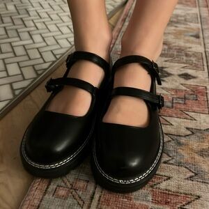 girls mary jane style shoes